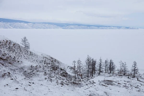 Utsikt Över Sjön Baikal Ulan Hushinsky Viken Olkhon Vinter Landskap — Stockfoto