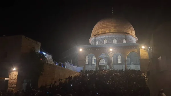 Many Worshipers Were Praying Aqsa Mosque Ramadan April 2022 Old — Stock Photo, Image