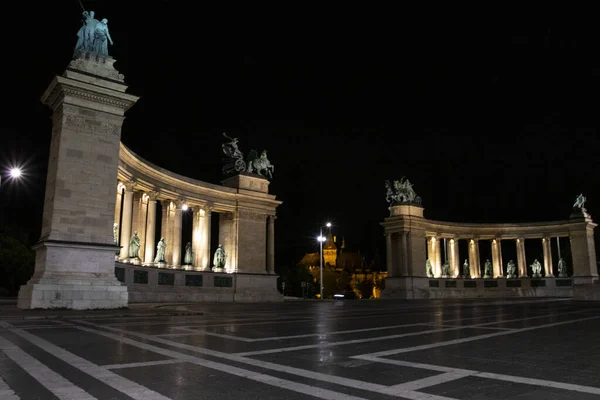 Monumento Milênio Praça Dos Heróis Considerada Uma Das Atrações Mais — Fotografia de Stock