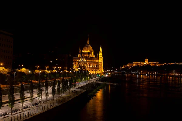 Egy Éjszakai Fotó Budapest Város Azt Mutatja Legvonzóbb Helyek Ebben — Stock Fotó