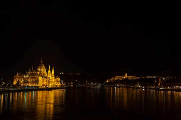 Ночной Пейзаж Budapest Города Показывает Самые Привлекательные Места Этом Городе — стоковое фото