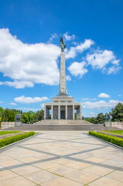 Slavin, Slovakya 'nın başkenti Bratislava' da bir anıt ve askeri mezarlıktır..