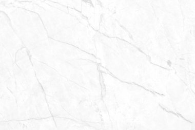 Detaylı yapıya sahip beyaz mermer arkaplan. Yüksek çözünürlüklü, parlak ve lüks. İç veya dış mekan için doğal desenler içeren soyut taş zemin..