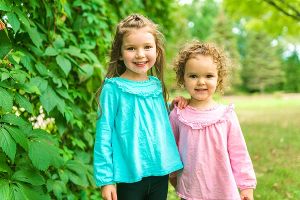 Little girl in the summer on nature little girl — Stockfoto