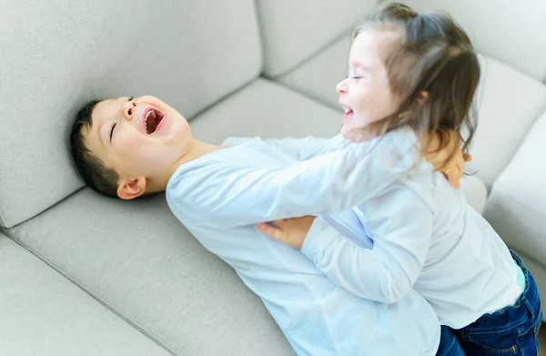 Childs having fun on living room at home — Stok fotoğraf