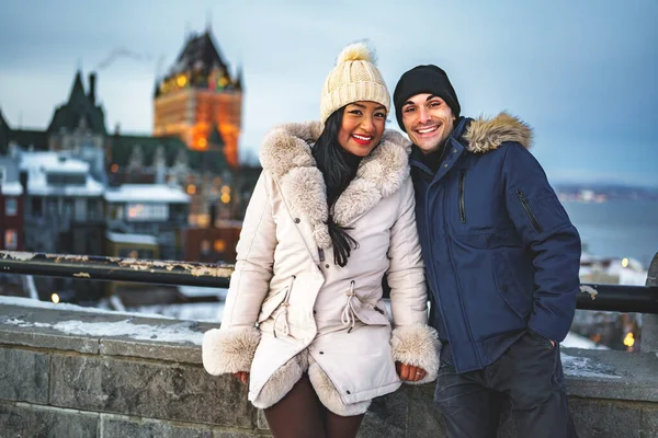 Beautiful couple over night in Quebec winter Стокове Фото