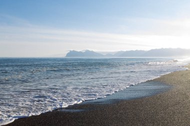 Hvalnes lav plajı manzarası, doğu İzlanda. İzlanda manzarası