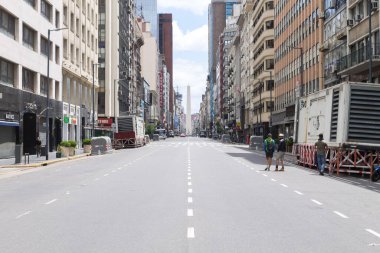 BUENOS AIRES, ARGENTINA - 01 Aralık 2018: G20 2018 'de Buenos Aires dikilitaş görüntüsü. Arjantin tarihi