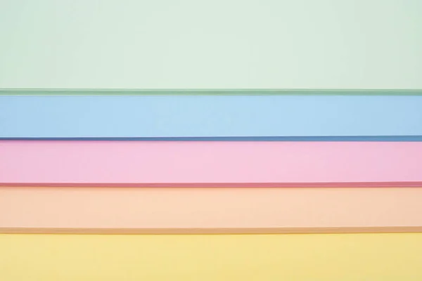 Abstract Achtergrond Met Regenboogkleurig Papier Close Witte Achtergrond Pastelkleuren — Stockfoto