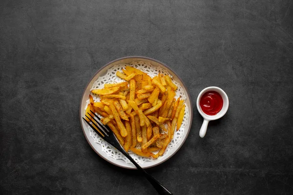 French Fries Dark Table Top View — Stock Photo, Image