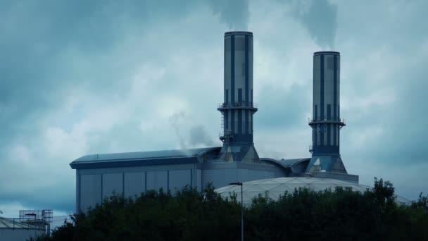 Nuclear Building Vent Steam — стоковое видео