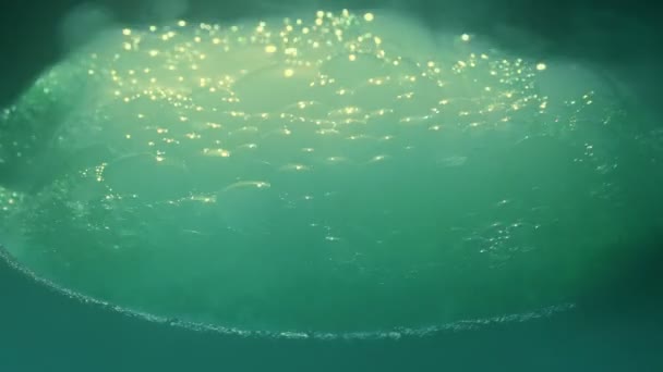 神奇药水 泡沫和吸烟 — 图库视频影像