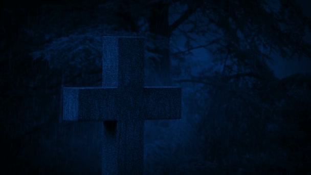 夜间大雨中的墓碑 — 图库视频影像