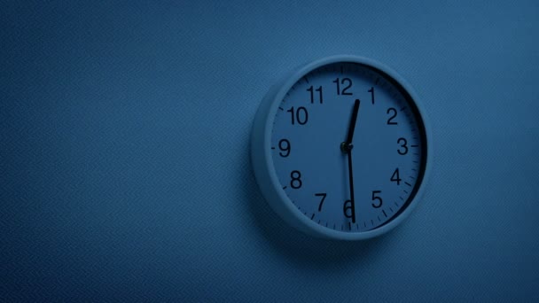 Wall Clock Dark — Stock Video