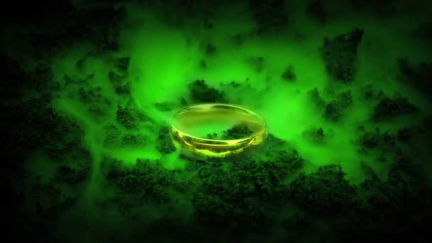绿色烟熏大气中的神奇金戒指 — 图库视频影像