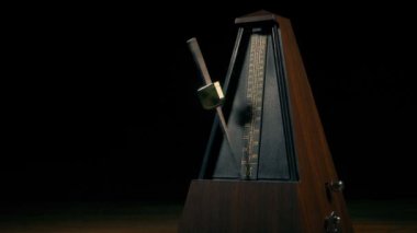 Müzik Metronom Tıkırdayan Döngülü Vuruş