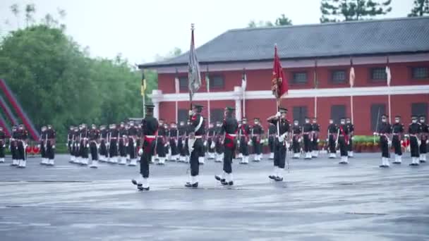 Индийская военная академия IMA раздает парад 2021 года. — стоковое видео