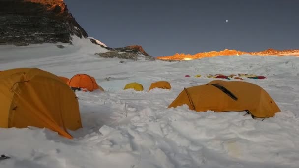 Světy čtvrtý nejvyšší vrchol Mount Lhotse. — Stock video