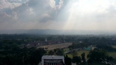 Hindistan Askeri Akademisi IMA Dehradun Hindistan 'ın İHA görüntüsü 
