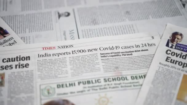 Hindistan 'da Covid19 vakalarında artış — Stok video