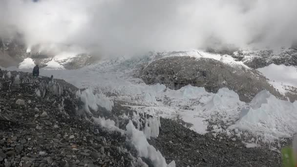 Гора Еверест Гімалая Непал Червня 2021 Року Індійські Альпіністи Йдуть — стокове відео