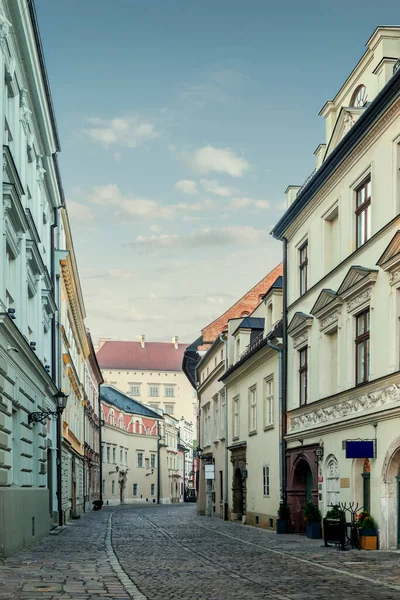 ポーランド クラクフの旧市街の美しい通り — ストック写真