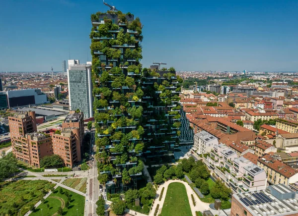 Bosco Verticale 'nin hava fotoğrafı, Milano Dikey Orman, Porta Nuova bölgesi