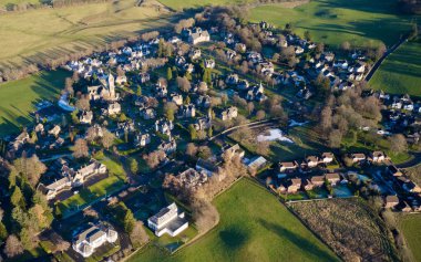 St Andrews İskoçya 'nın yukarısından lüks kırsal köy hava manzarası