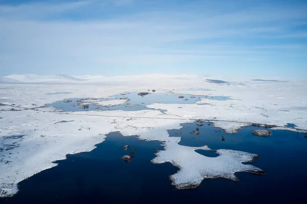 Rannoch Moor et Black Mount recouverts de neige pendant l'hiver vue aérienne — Photo