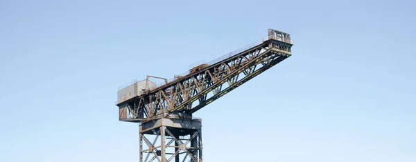 Shipbuilding crane in historical Finnieston area Glasgow Scotland — Photo