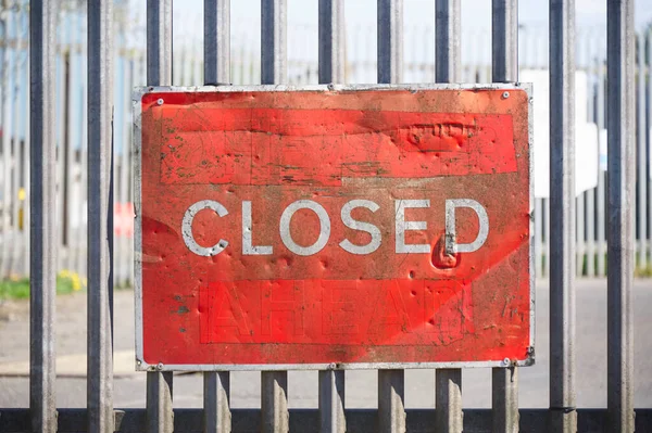 Señal Cerrada Puerta Entrada Del Polígono Industrial Reino Unido — Foto de Stock