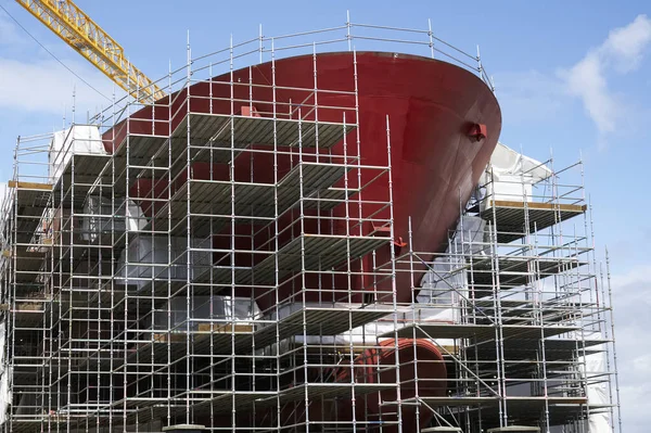 Shipbuilding Crane Ferry Construction Surrounded Scaffold —  Fotos de Stock