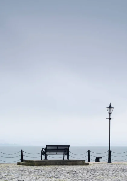 Lonely Empty Bench Open Tranquil Landscape Sea Mindfulness Meditation — Fotografia de Stock