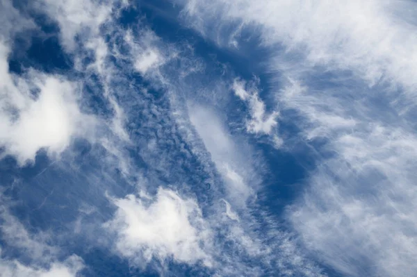 Голубое Небо Белые Облака Фоне Разума Мира Великобритании — стоковое фото