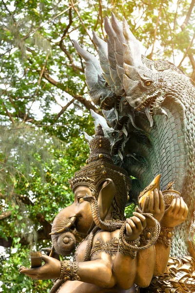 Große Ganesha Statue Herr Des Erfolgs Thailändische Antiquitäten Und Antike — Stockfoto