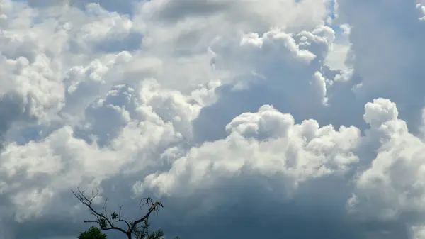 Hermoso Cielo Nube Cumulonimbus Nube Cirrus — Foto de Stock