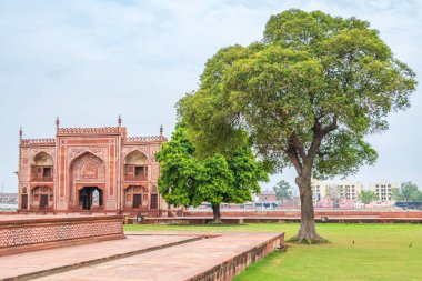 The Republic of India is the seventh largest country in the world by area and, with over a billion people, is second only to China in population, although its much higher birth-rate makes it likely to reach pole position in less than ten years