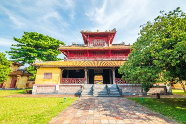 As the nation's ancient capital, Hue is capable of boasting plenty of historical beauty. Hue citadel is a world heritage site and provides a great place for visitors to discover during their trip to the city