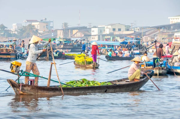 Der Schwimmende Markt Ist Ein Markt Auf Dem Waren Von — Stockfoto