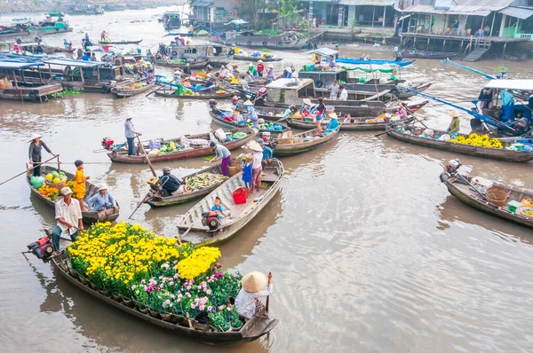 Der Schwimmende Markt Ist Ein Markt Auf Dem Waren Von — Stockfoto