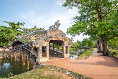 As the nation's ancient capital, Hue is capable of boasting plenty of historical beauty. Hue citadel is a world heritage site and provides a great place for visitors to discover during their trip to the city