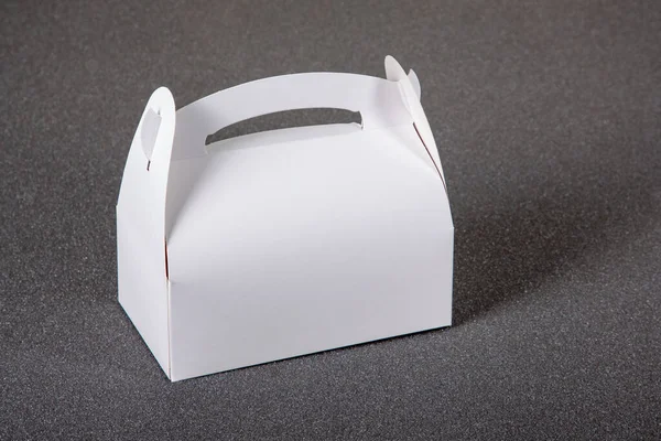 Χειρίζονται Κενό Κουτί Ζαχαροπλαστικής Λευκό Κενό Mockup Απομονωμένο Γκρι Φόντο — Φωτογραφία Αρχείου