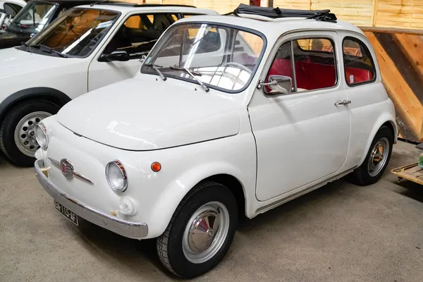 Bordeaux Aquitaine France 2021 Fiat 500 White Vintage Model Old — Stock Photo, Image