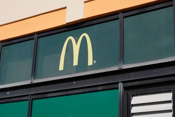 Bordeaux Aquitaine France 2021 Логотип Mcdonalds Бренд Текстовий Ланцюжок Гамбургер — стокове фото