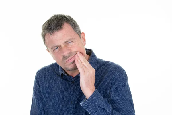 Erkek Eli Yanakta Beyaz Arka Planda Diş Ağrısı Var — Stok fotoğraf