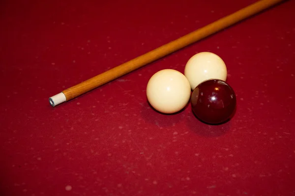 Pool Billiards French White Red Burgundy Slate Board Billiard Ball — Foto Stock