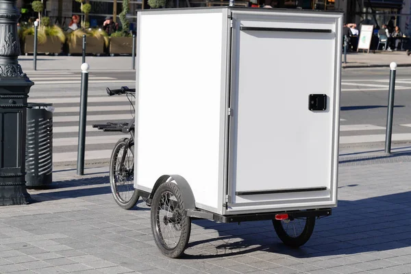 Cargo Bicycle Lage Box Delivery City Center — Stock Photo, Image