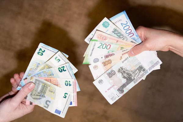 Bordeaux Aquitaine Frankrijk 2022 Roebels Eurobankbiljetten Wisselhanden Cash Money Bank — Stockfoto