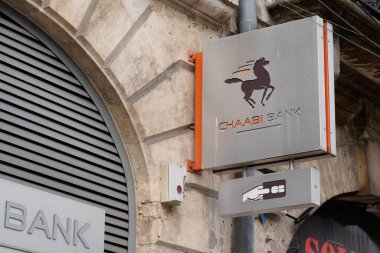 Bordeaux, Aquitaine France - 03 12 2022: Chaabi Bank logosu ve bankası Banque Chaabi du Maroc BCDM