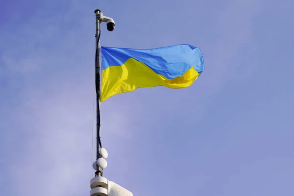 Flagge Ukraine Gelb Blau Ukrainischen Nationalen Beamten Auf Wolkenhimmel Hintergrund — Stockfoto